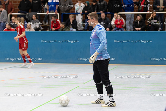 Fußball I Herren I Saison 2025-2026 I Solarstrom-Cup I Vorrunde I 03.01.2026.227 | TuS Tensfeld - SV WahlstedtTuS Tensfeld - SV Wahlstedt - Realisiert mit Pictrs.com