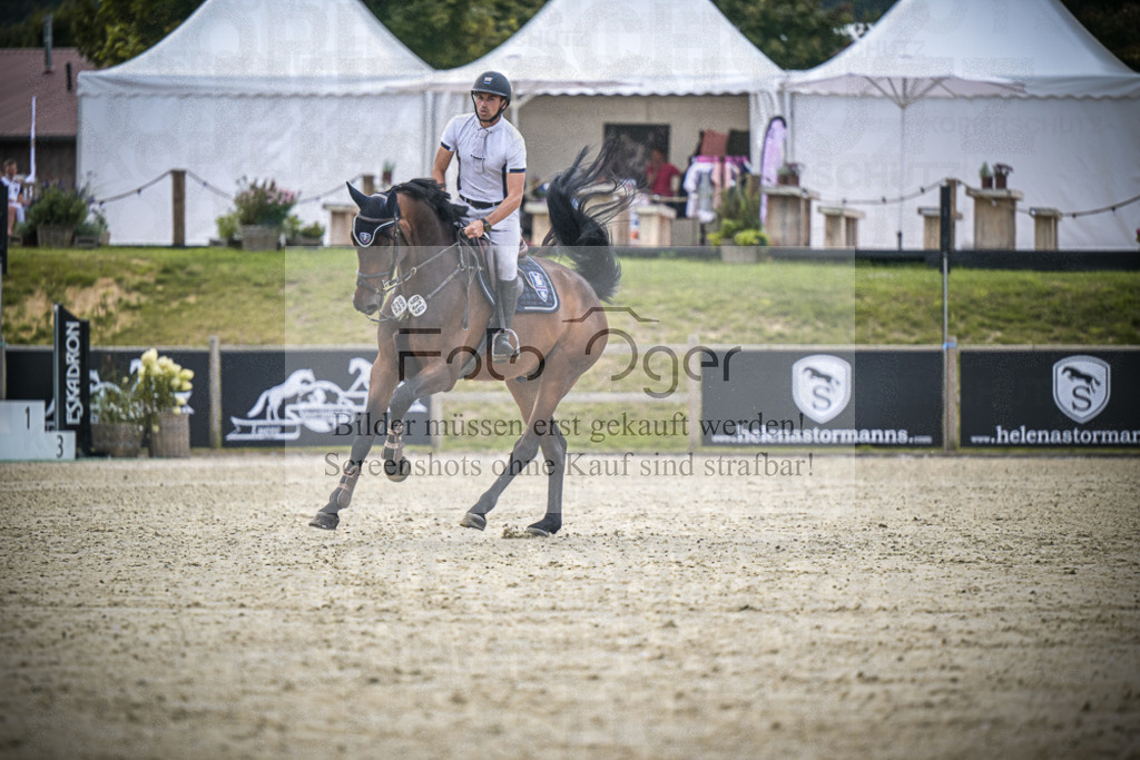 DOS_5576 | Entdecke hochwertige Reitturnierfotos von Foto Oger. Professionell, emotional und authentisch – jetzt Lieblingsmomente im Shop bestellen.Deutschlandweite Turnierfotografie. - Realisiert mit Pictrs.com