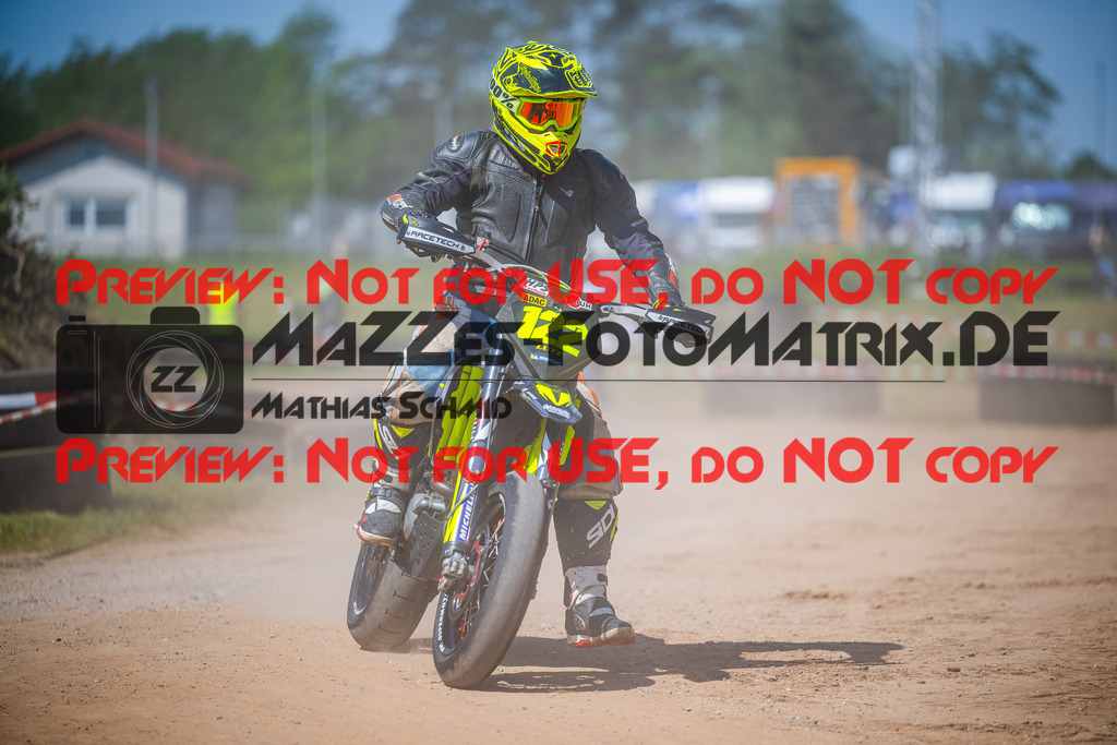 MaZZes_FotoMatrix_240510_6021986_0540 | S3