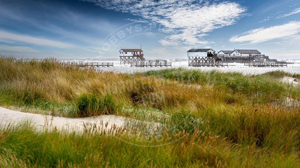 Pfahlbauten bei Sturmflut-2 | Strandbar 54 bei Sturmflut