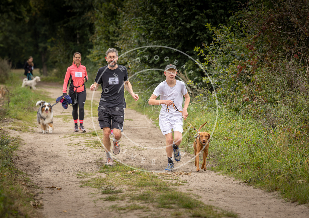 Pfotenfotografie_DV3A7697 | Hundefotografie, Tierfotograf, Pfotenfotografie, Fotoshooting Hund, Hunde Portrait, Hundesport, Hundeportraits, Heideshooting, Hunde, Sportfotograf, Hundefotograf, Turnierhundsport, THS,  - Realisiert mit Pictrs.com