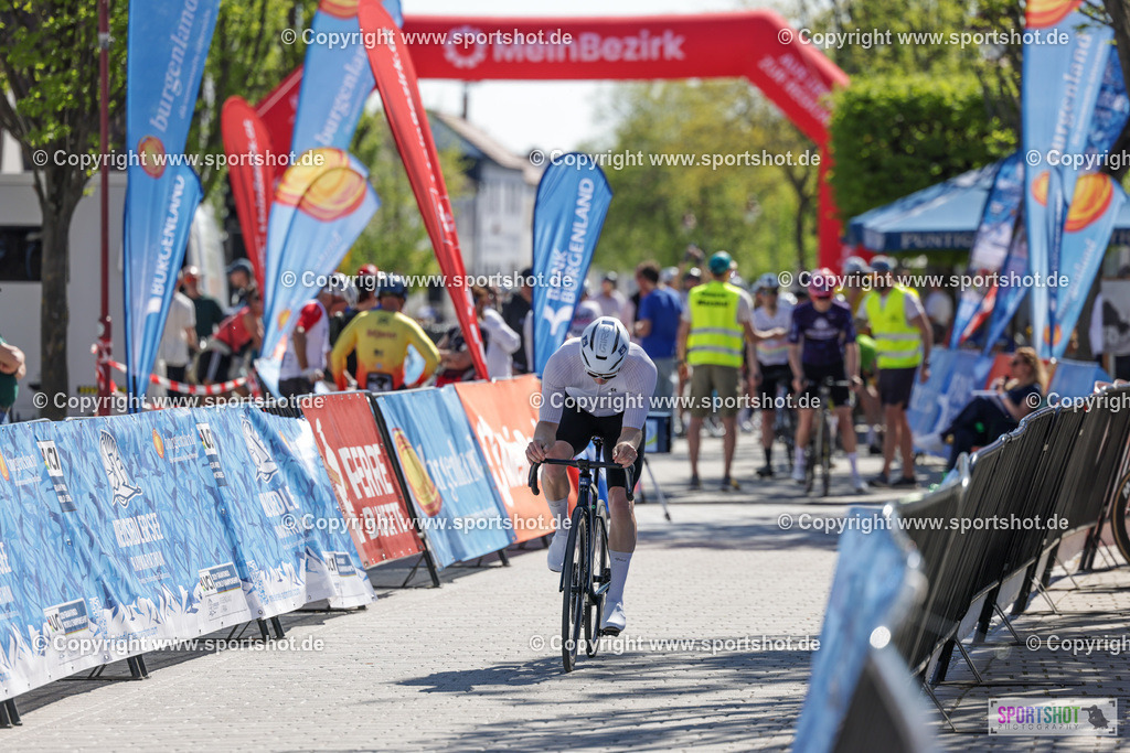 VJ__5351 | Neusiedlersee Radmarathon 2026@sportshot_your_pictrs #yourpictures#roadtowm2029 #nrm #neusiedlerseeradmarathon #neusiedlersee #neusiedlerseetourismus #burgenland #mörbisch #nrm26 #burgenlandtourismus #voglundco #poweredbyburgenlandtourismus #radsport #rad #marathon #ucigranfondo #visitburgenland #ucigranfondoworldseries