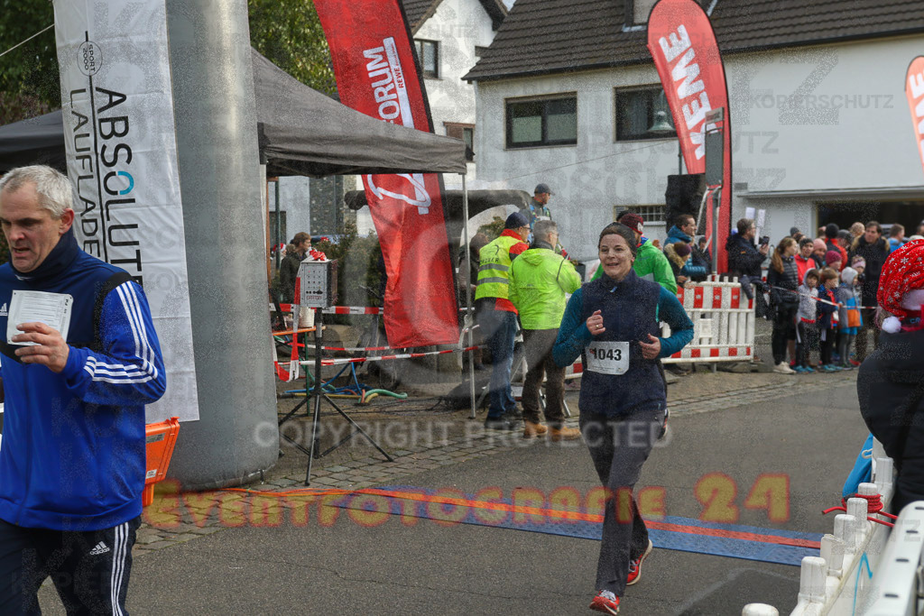 221127_1054_EV9_1435 | Sportfotografie im Rhein-Sieg Kreis, Köln, Bonn, NRW, Rheinland Pfalz, Hessen, etc. Unser Tätigkeitsfeld umfasst den Laufsport vom Volkslauf über den Marathon, Duathlon, Triathon bis zum Ultralauf wie Kölnpfad Ultra oder Schindertrail.