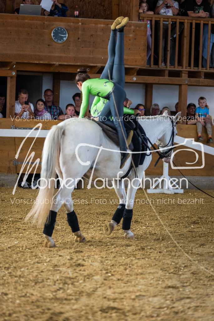 SS-Maxi-224 | MomenTaufnahmen Pferdesportfotos