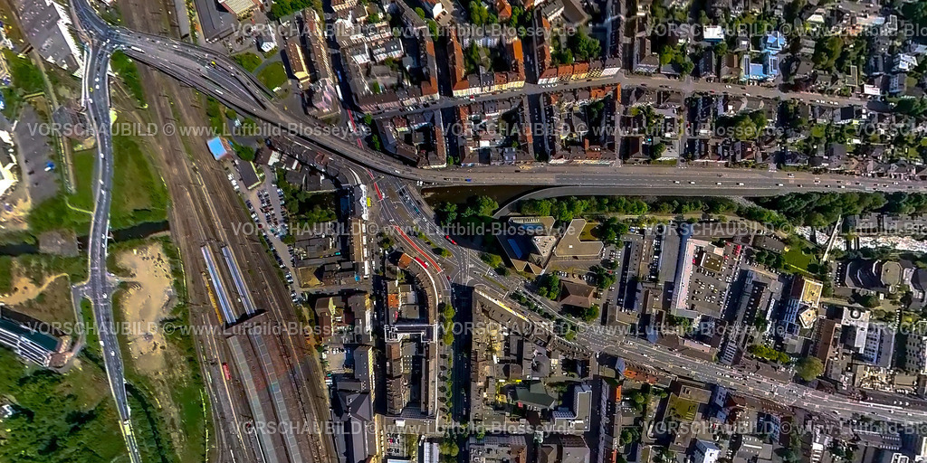 Hagen240590242AltenhagenerBruecke_Arbeitsamt | Luftbild, Altenhagener Hochbrücke Bundesstraße B54 Innenstadt am Bahnhof Hagen Hbf, Wohngebiet Altenhagen, Erdkugel, Fisheye Aufnahme, Fischaugen Aufnahme, 360 Grad Aufnahme, tiny world, little planet, fisheye Bild, Mittelstadt, Hagen, Ruhrgebiet, Nordrhein-Westfalen, Deutschland