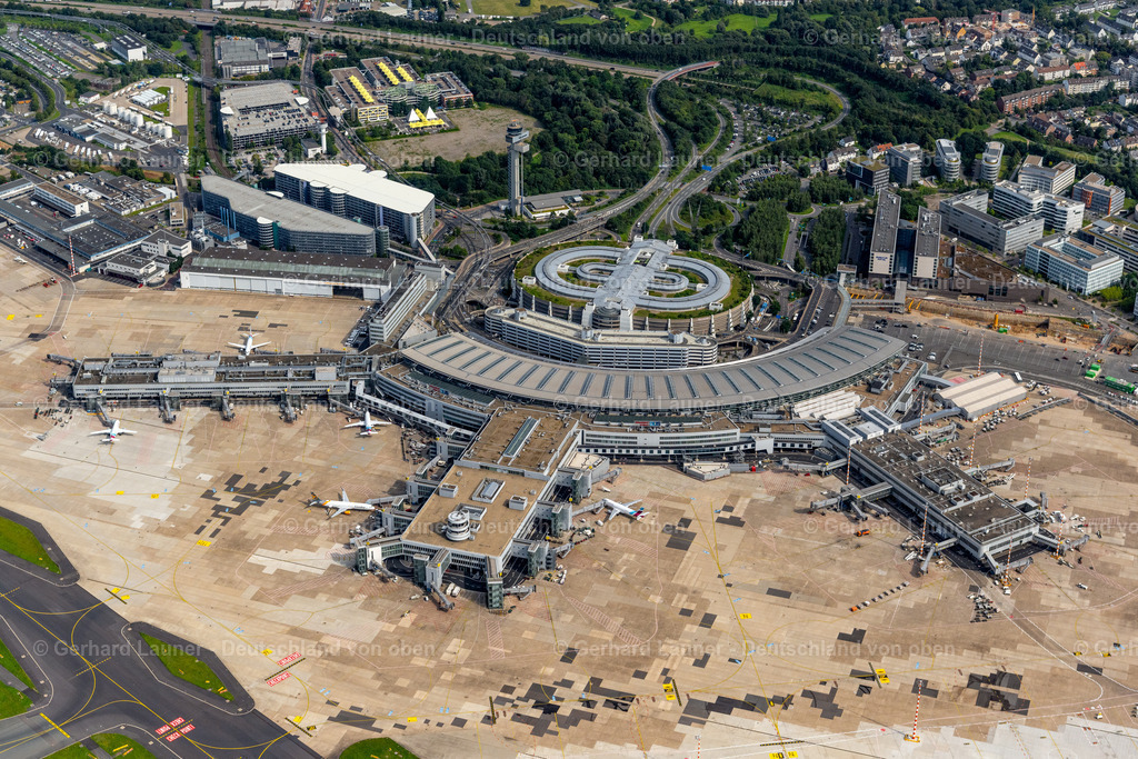 4049699 | Terminal Flughafen Düsseldorf