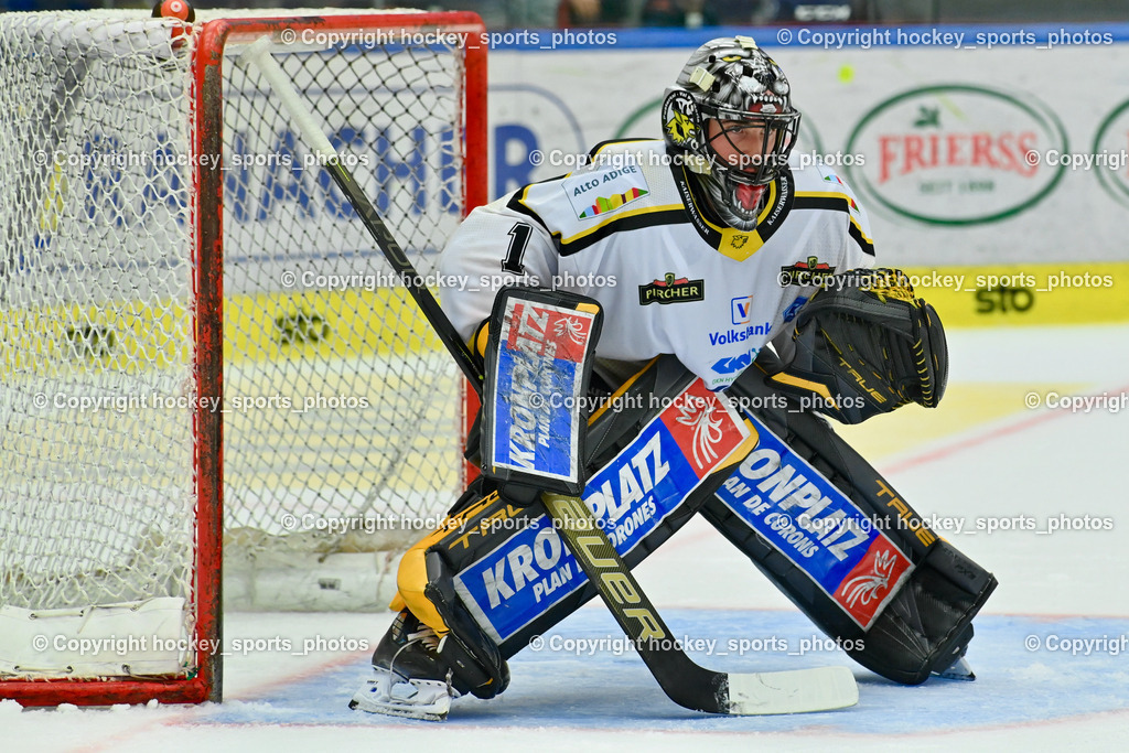 EC IDM Wärmepumpen VSV vs. HC Pustertal 8.10.2023 | #1 SMITH Jacob HC Pustertal, EC IDM Wärmepumpen VSV vs. HC Pustertal 8.10.2023, EC IDM Wärmepumpen VSV vs. HC Pustertal am 08.10.2023 in Villach (Stadthalle Villach), Austria, (Photo by Bernd Stefan)
