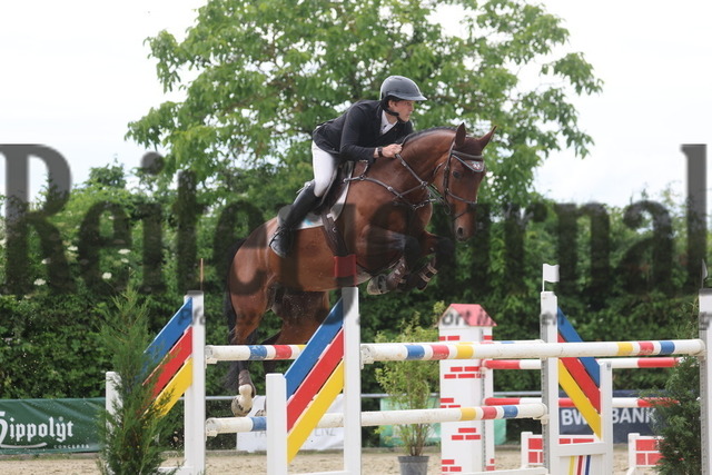 Prfg.Nr.06_Punktespringprfg_Kl.S_zweiSterne_m.Joker_Nikolaus Leckebusch-Peters_Kanna Ravella (3) | Alle Fotos der Reiterjournal Fotografin Doris Matthaes im Reiterjournal Online-Fotoshop. - Realisiert mit Pictrs.com