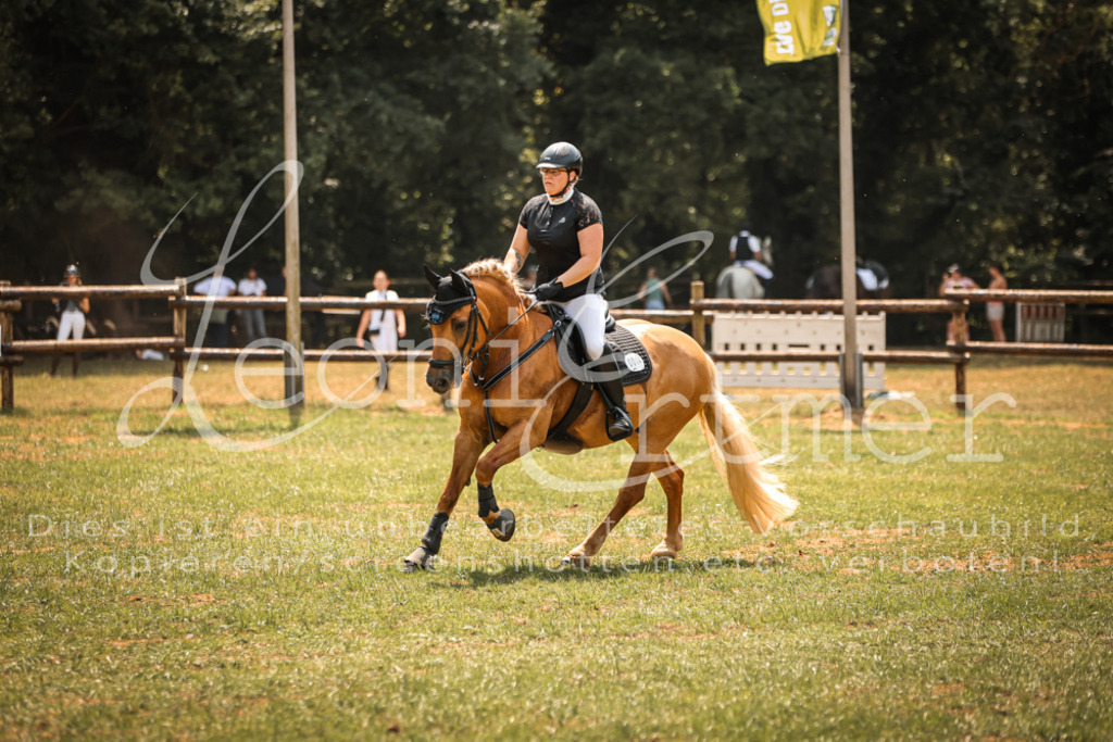 15.SaStE00473 | Leoni Ertmer Photography - Realisiert mit Pictrs.com