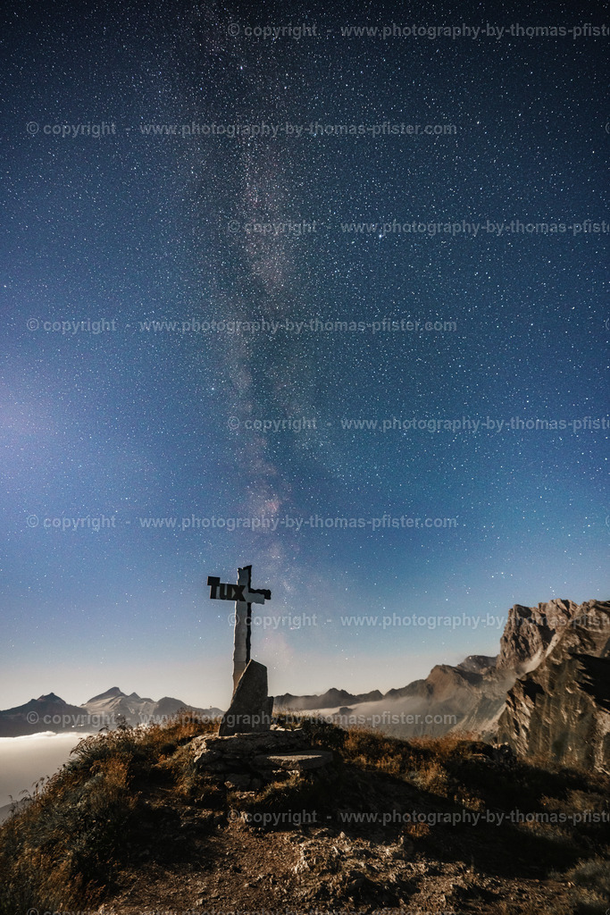 Ramsjoch Gipfelkreuz Tux copyright  Thomas Pfister-1 | PHOTOGRAPHY BY THOMAS PFISTER
