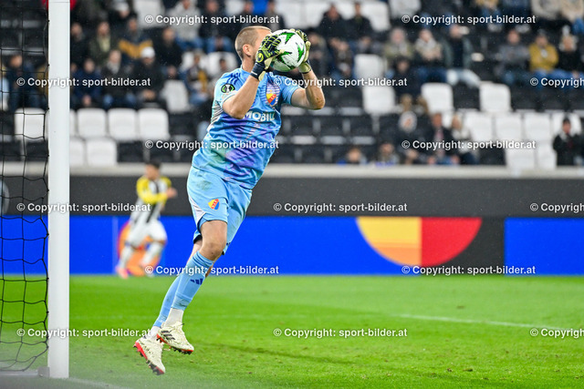 AUT, Fussball UEFA Conference League MD1, LASK (AUT) vs Djurgardens IF (SWE) | 03.10.2024, Oberoesterreich Arena Linz, AUT, UEFA Conference League MD1, LASK (AUT) vs Djurgardens IF (SWE), im Bild Oscar Jansson of Djurgardens IF// UEFA Conference League MD1, LASK Linz (AUT) vs Djurgardens IF (SWE) in Linz, Austria on 2024/10/03