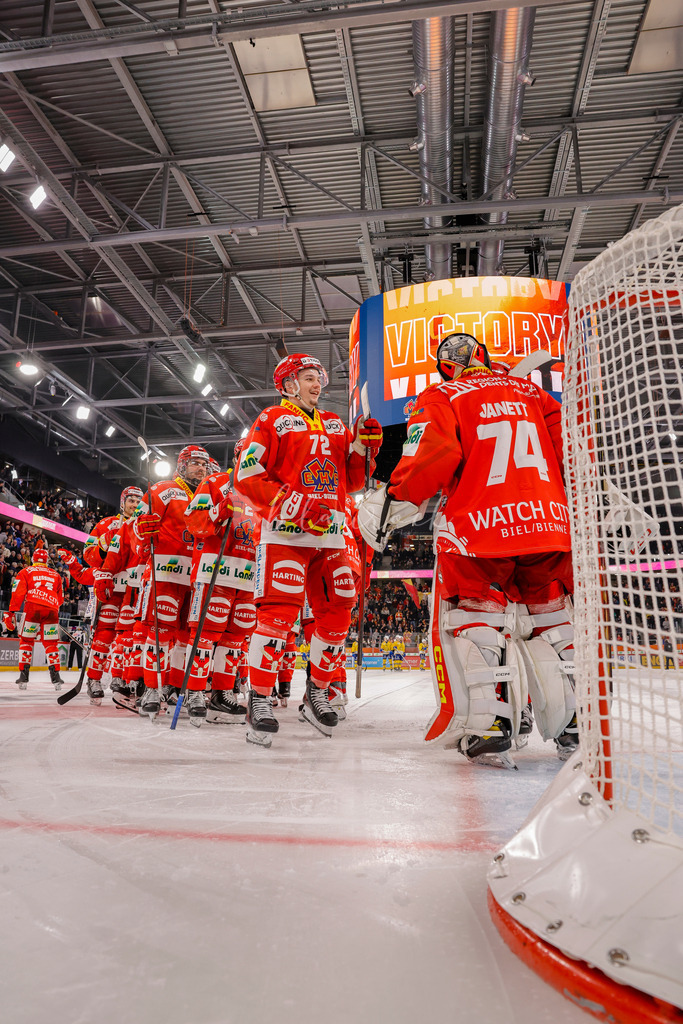 EHCB vs HCD 20260106_wb-1457 | Sportbilder, Sportfotograf, Hochzeits- und Eventfotografin, Flugshows, Portraits und Tiershooting, Aviation, Downhill, Nationalleague, Swissleague, International