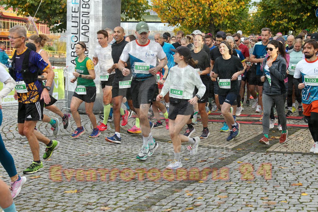 241020_0948_EX1_7092 | Sportfotografie im Rhein-Sieg Kreis, Köln, Bonn, NRW, Rheinland Pfalz, Hessen, etc. Unser Tätigkeitsfeld umfasst den Laufsport vom Volkslauf über den Marathon, Duathlon, Triathon bis zum Ultralauf wie Kölnpfad Ultra oder Schindertrail.