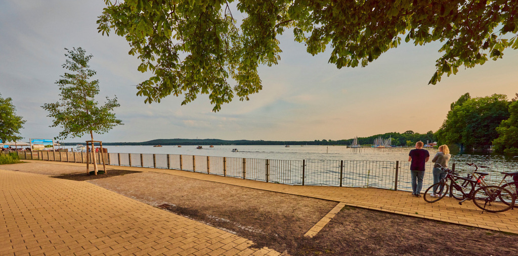 Müglitzpark 2 | Fotos als Raumschmuck - Realisiert mit Pictrs.com