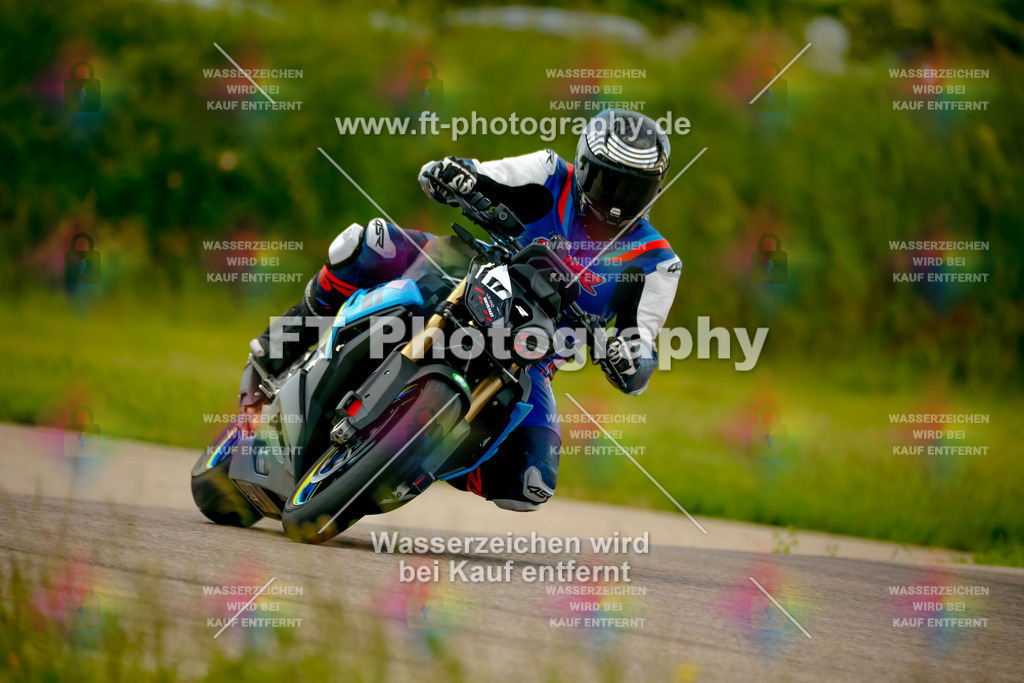 _MOT1224 | Hier findet Ihr Bilder von Touristenfahrten auf der Nürburgring Nordschleife oder von anderen Veranstaltungen die ich besucht habe. Viel Spass beim Durch Schauen 