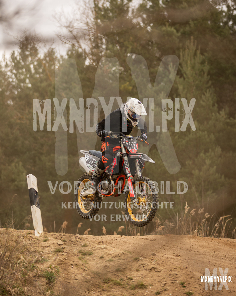 866A1800 | mxndyyvipix