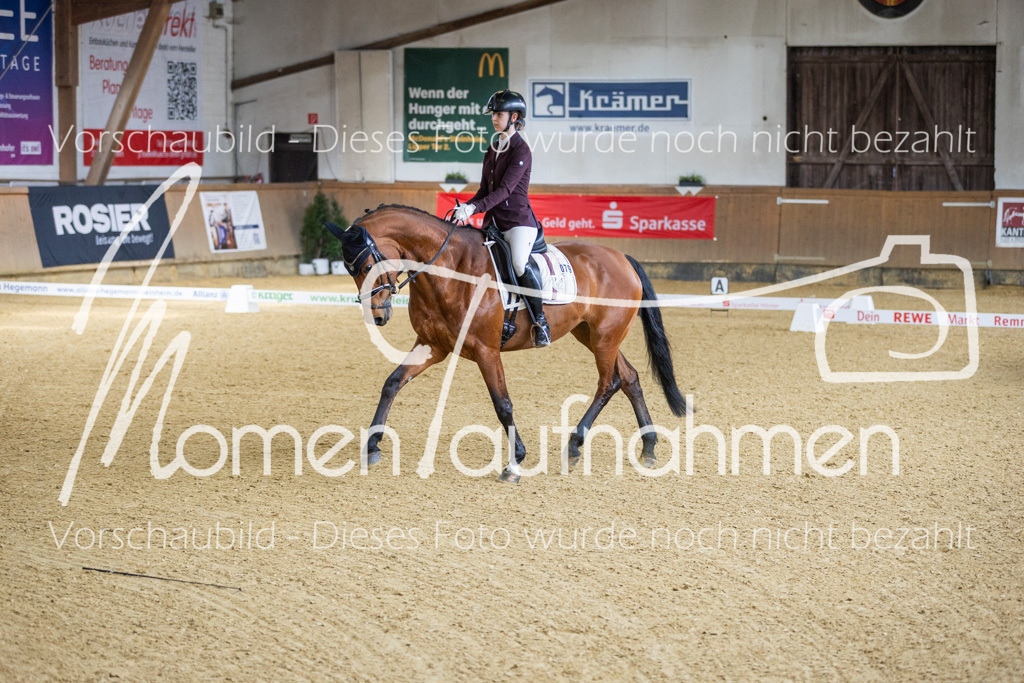 Sth-LPO25-A-Dr-076 | MomenTaufnahmen Pferdesportfotos
