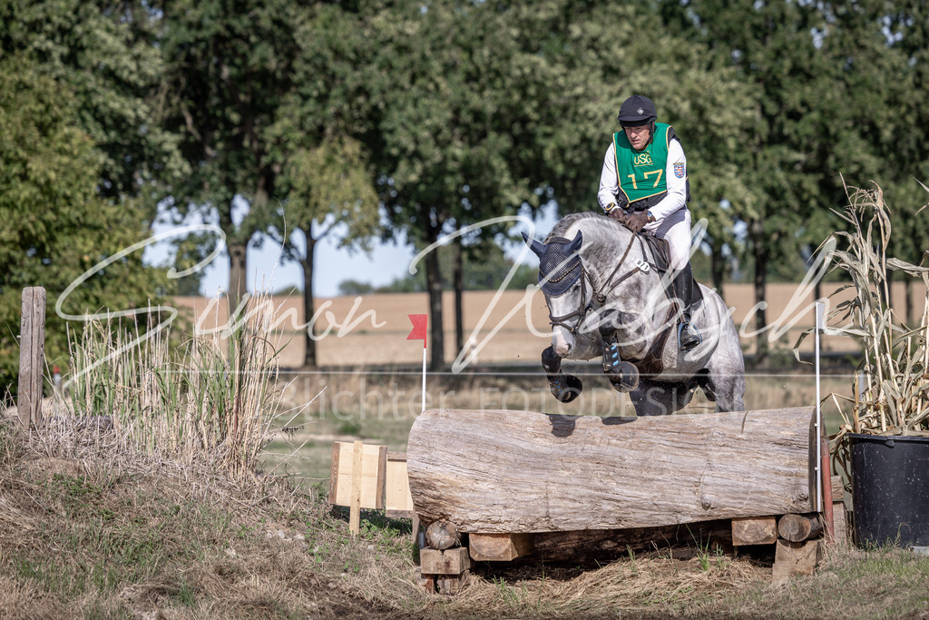 20260906-_3LI6495 | Tierfotografie Pferde, Hunde, Katzen, Haustiere.
Turnierfotografie Reitturniere, Reiten, Springreiten, Dressur in Hanau, dem Main-Kinzig-Kreis und dem Rhein-Main- Gebiet um Frankfurt