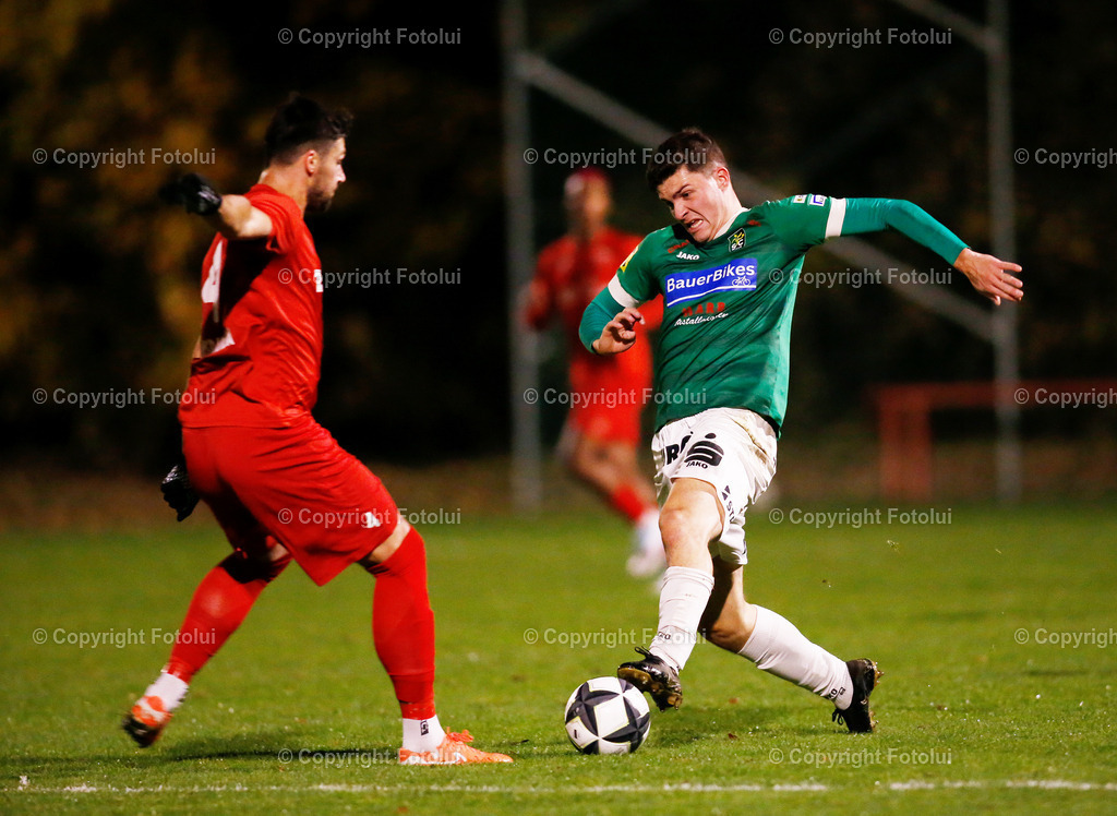 A_LUI_311025_13 | SPORT FUSSBALL REGIONALLIGA MITTE ASKOE OEDT-SC WEIZ 31.10.2025 IM BILD: ADI MEHREMIC (OEDT) UND MARVIN HERNAUS (WEIZ ) FOTO:FOTOLUI