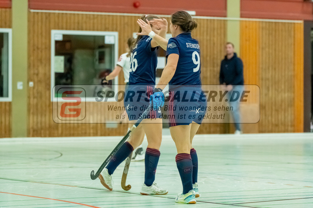 HK_20240106_107796 | 1. Bundesliga Damen Uhlenhorst Mülheim - Düsseldorfer HC  am 6.1.2024 Sporthalle Lehnerstraße, Mülheim a.d. Ruhr ,