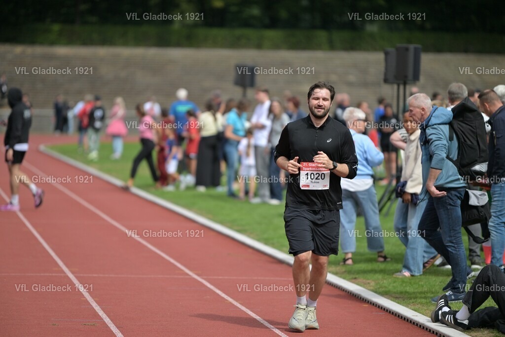 2026-08-23_Sparkassenlauf_10KM_KH_001160 | Die Fotografen - Realisiert mit Pictrs.com