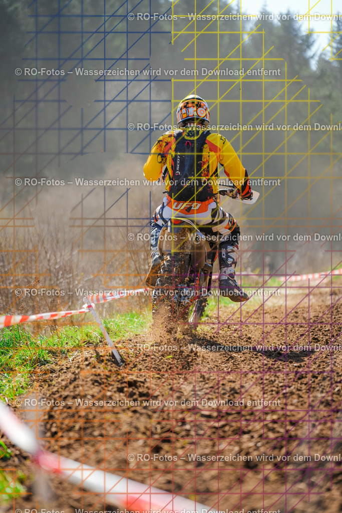 3 Lauf Mernes-729 | Sportfotografie von RO-Fotos: Motorsport, Motocross, Enduro, Laufveranstaltungen und Triathlon. Professionelle Fotos von Sportlern und Events. - Realisiert mit Pictrs.com