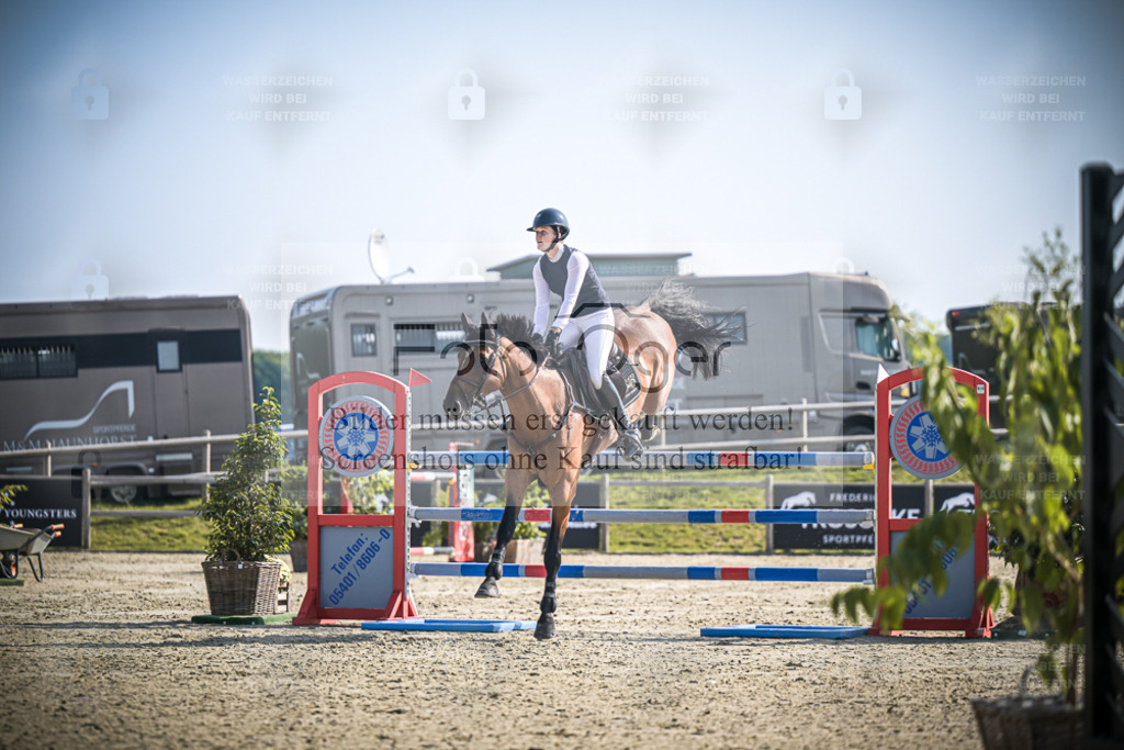 DOS_1508 | Entdecke hochwertige Reitturnierfotos von Foto Oger. Professionell, emotional und authentisch – jetzt Lieblingsmomente im Shop bestellen. - Realisiert mit Pictrs.com