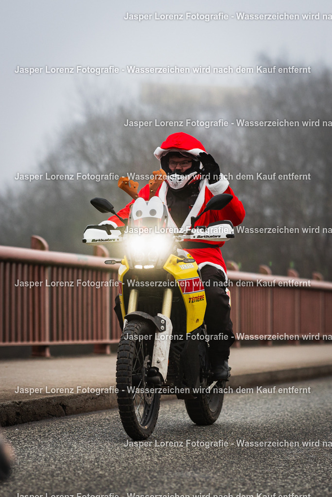 X-Mas Ride I Kiel I 2025 | Jasper Lorenz Fotografie - Realisiert mit Pictrs.com