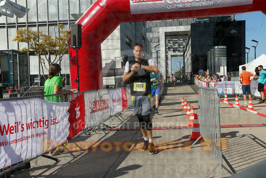 240921_1515_EX1_4798 | Sportfotografie im Rhein-Sieg Kreis, Köln, Bonn, NRW, Rheinland Pfalz, Hessen, etc. Unser Tätigkeitsfeld umfasst den Laufsport vom Volkslauf über den Marathon, Duathlon, Triathon bis zum Ultralauf wie Kölnpfad Ultra oder Schindertrail.