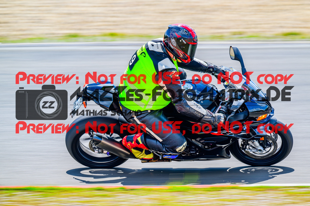 MaZZes_FotoMatrix_240717_6007705_0502 | INST