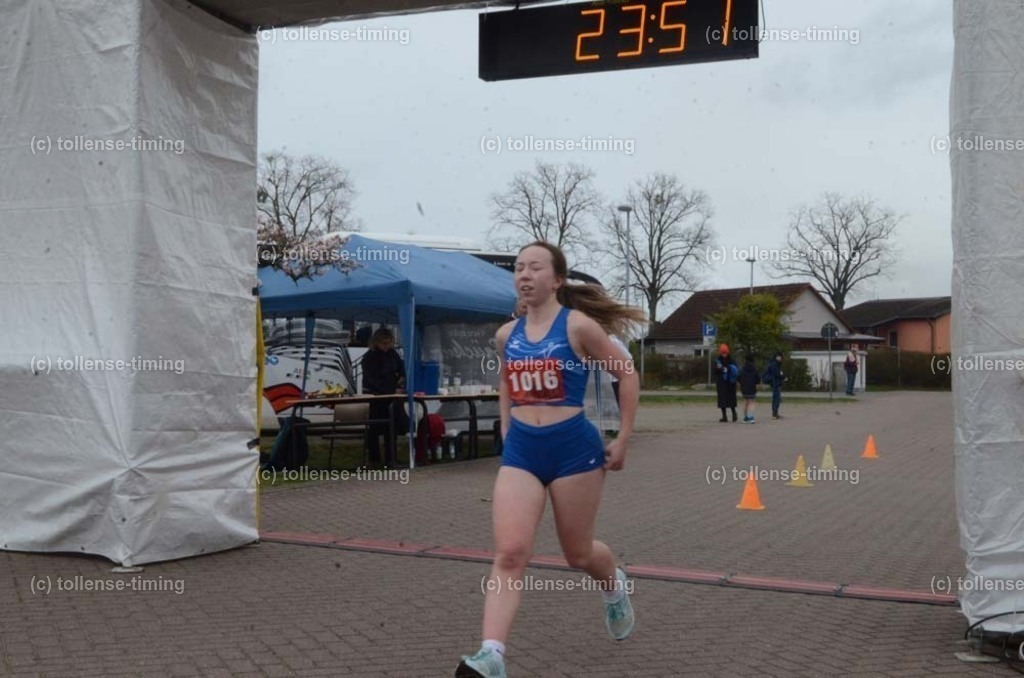 TTT_3833 | Foto | tollense-timing - Realisiert mit Pictrs.com