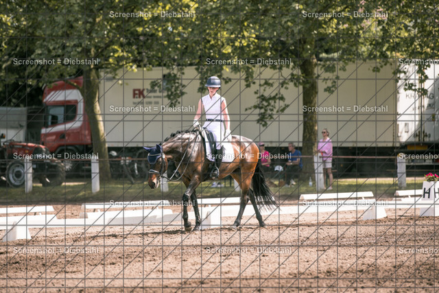 _W6A4160 | ronjaprokoschfotografie - Realisiert mit Pictrs.com