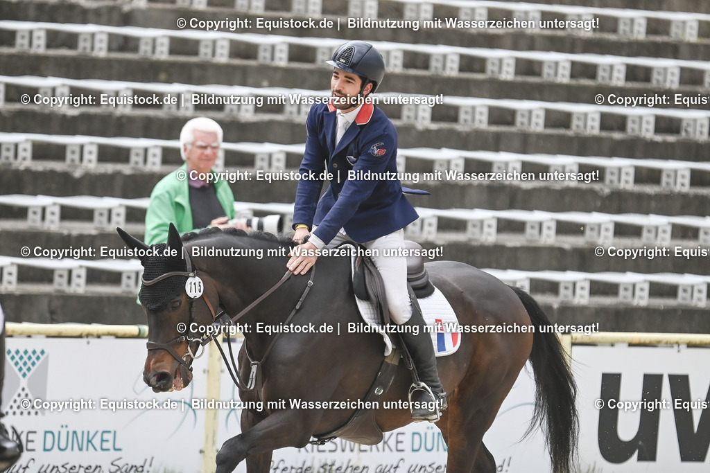 20230514_CCI4_Springen_0191 | equistock