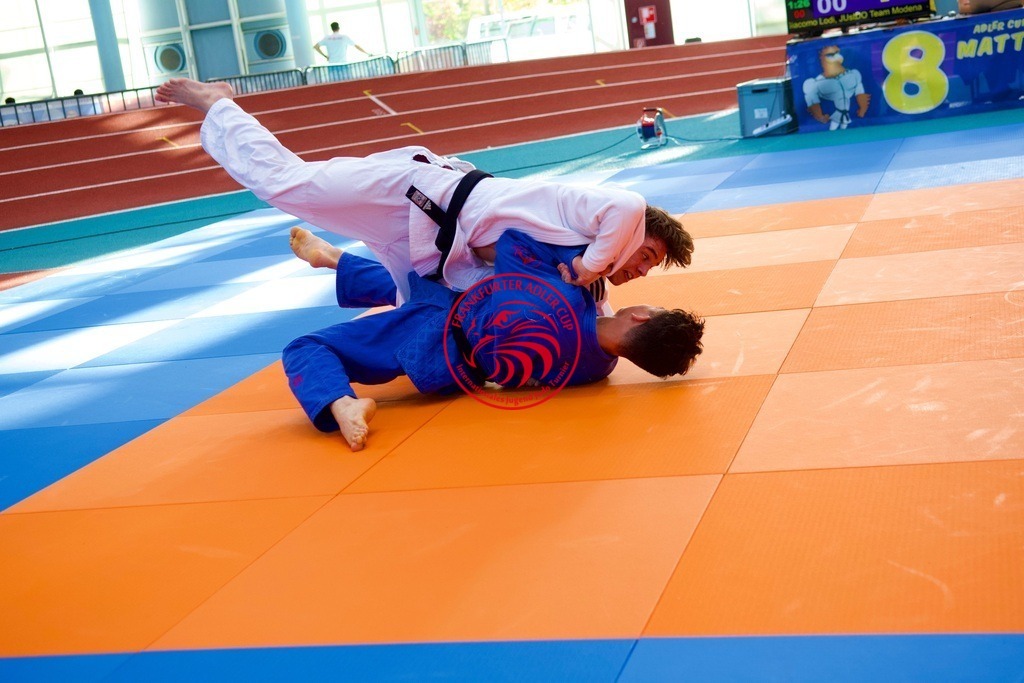 RAS_8422 | Fotos vom Adler Cup - Pictures from Adler Cup

Hier findet Ihr alle Eindrücke und großen Momente der Adler Cup Wochenenden. Here you will find all impressions and great moments of the Adler Cup weekends. - Realisiert mit Pictrs.com