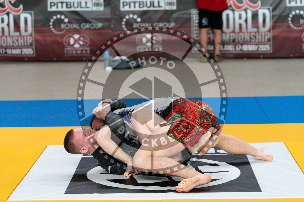 20250517PBB4129 | Athletes compete during the first day of the ADCC Amateur World Championship on May 15, 2025 in Warsaw, Poland. © Chiara Dazi / photoblackbelt