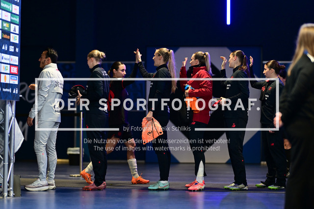 Fußball I Frauen I Saison 2025-2026 I DFB-Pokal I Achtelfinale I Hamburger SV - Bayer 04 Leverkusen I 14716 | Der Sportfotograf. - Realisiert mit Pictrs.com