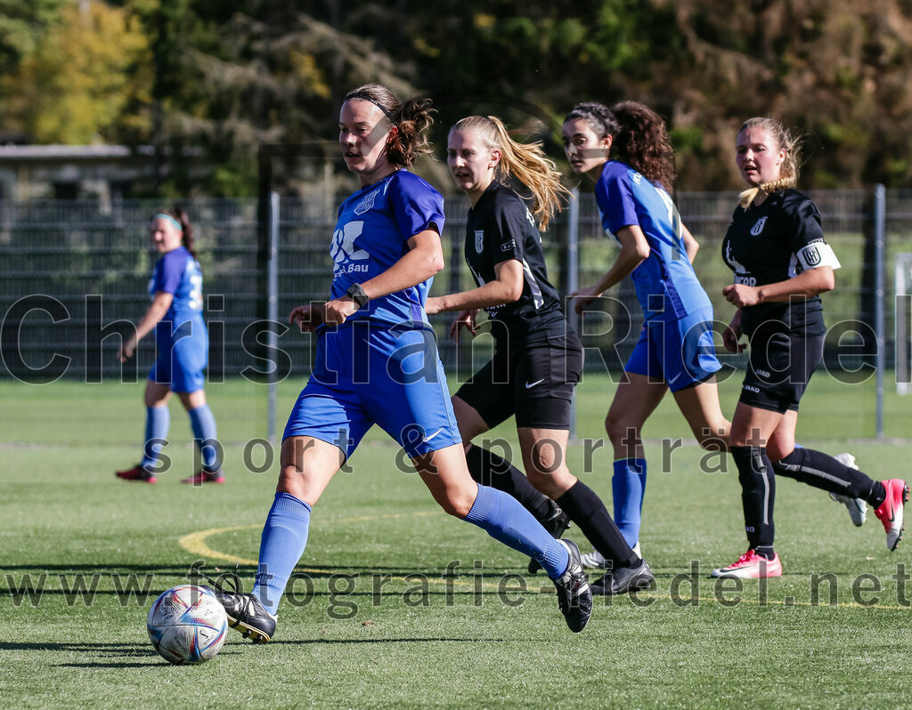 2023-10-21_056_FC_Langengeisling_gegen_TSV_Eching | Erding, Deutschland, 21.10.2023:
Fußball, Bezirksoberliga 2023 / 2024, 8. Spieltag, FC Langengeisling gegen TSV Eching, Endergebnis: 0:0

Lisa Mayer (FC Langengeisling, #6)

Foto: Christian Riedel / fotografie-riedel.net