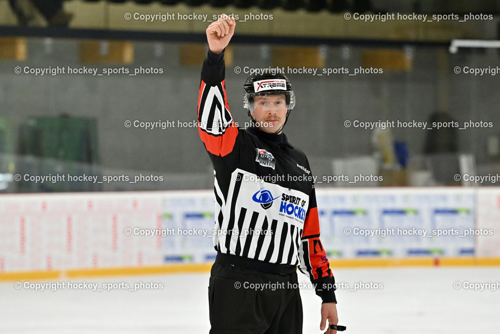 ESV FERLACH vs. ESC SOCCERZONE STEINDORF | OREL Stephan Referee, ESV FERLACH vs. ESC SOCCERZONE STEINDORF, ESV FERLACH vs. ESC SOCCERZONE STEINDORF am 22.11.2024 in Ferlach (Eishalle Ferlach ), Austria, (Photo by Bernd Stefan)