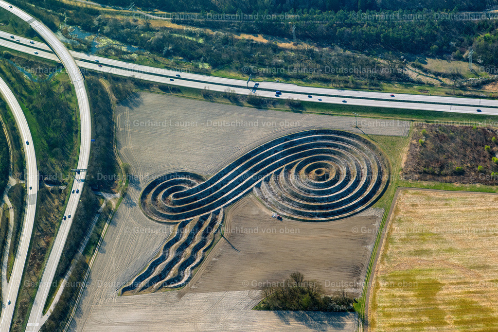 4022825 | Erdzeichen-Eine Insel für die Zeit- am Flughafen München