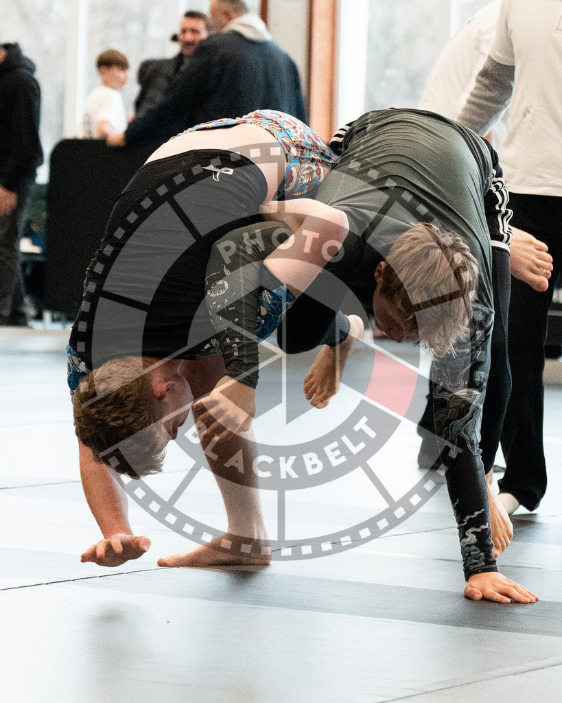 20251129PBB8153 | Fighters compete during the luta livre competition ILLCS XI winter edition on November 29, 2025 in Hannover, Germany.