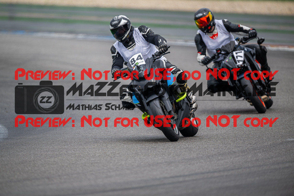 MaZZes_FotoMatrix_240701_6007705_9768 | INST