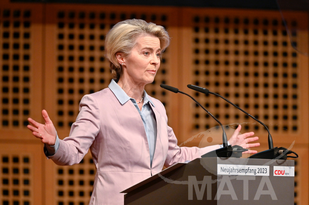 _DWI0733 | Politikerin Ursula von der Leyen beim CDU-NRW Neujahrsempfang in Düsseldorf. Düsseldorf, 28.01.2023 - Realisiert mit Pictrs.com