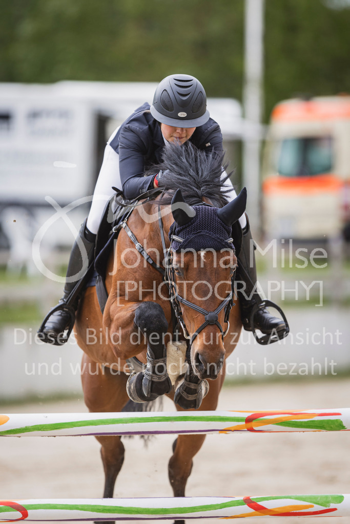 250504_SpengeW_M2-Spr-428 | Deine schönsten Turniermomente als professionelle Fotos! Entdecke hochwertige Pferdesport-Fotografie im Online-Shop. Jetzt Fotos finden & bestellen!