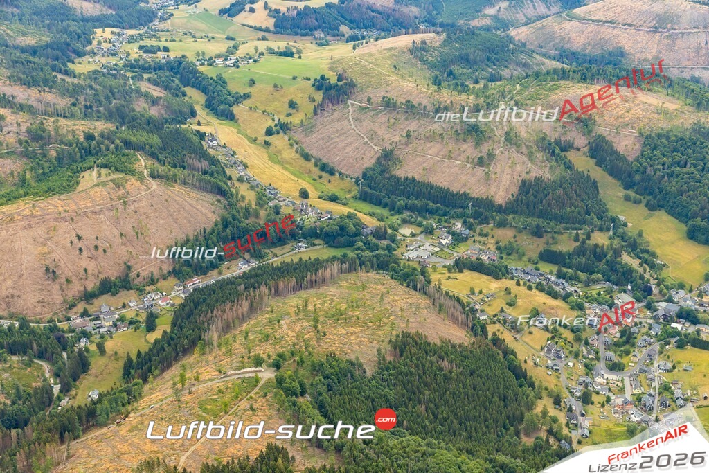 Die Luftaufnahme Haselbach - Sonneberg wurde 2022 vom Flugzeug aus (keine Drohne) erstellt. Hohe Auflösung -für große Poster und Wandbilder geeignet - Garantiert!