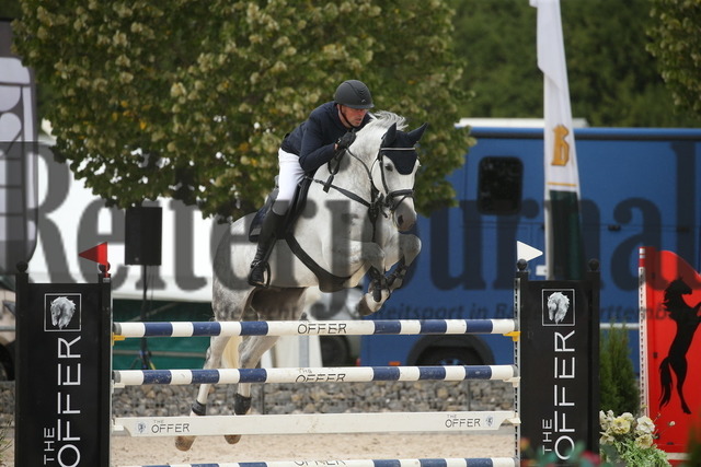 Villingendorf_2022_Prfg.Nr.08_zwei Phasen_Springprfg.Kl.M_Youngster_Frieder Dietterle_Collin 154 (1) | Alle Fotos der Reiterjournal Fotografin Doris Matthaes im Reiterjournal Online-Fotoshop. - Realisiert mit Pictrs.com