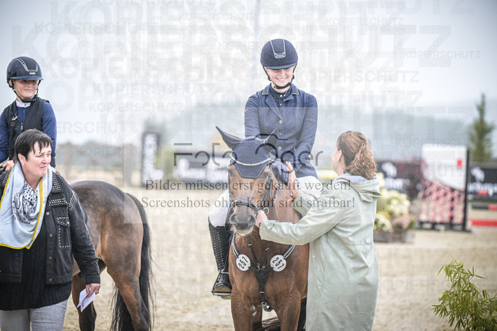 DOS_0024 | Entdecke hochwertige Reitturnierfotos von Foto Oger. Professionell, emotional und authentisch – jetzt Lieblingsmomente im Shop bestellen.Deutschlandweite Turnierfotografie. - Realisiert mit Pictrs.com