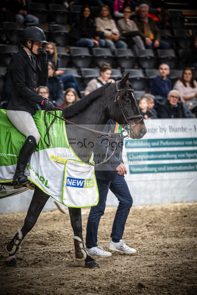 DOS_0030 | Entdecke hochwertige Reitturnierfotos von Foto Oger. Professionell, emotional und authentisch – jetzt Lieblingsmomente im Shop bestellen.Deutschlandweite Turnierfotografie. - Realisiert mit Pictrs.com