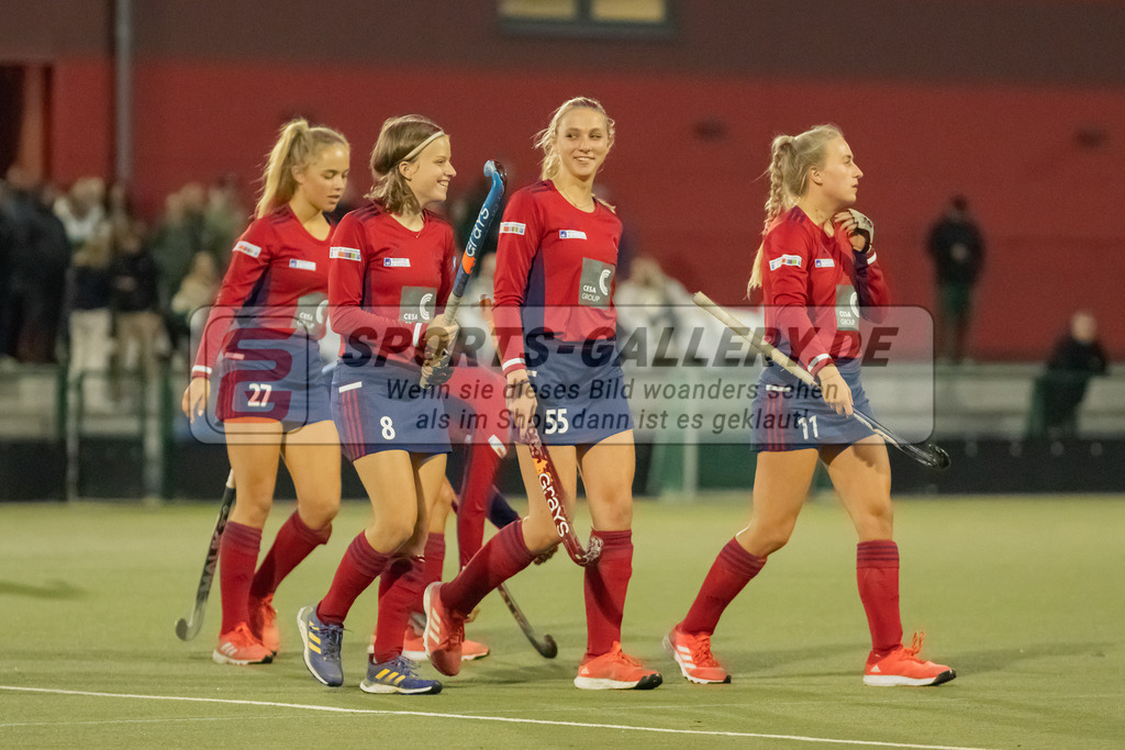 HK_20220916_109838 | 1. Bundesliga Damen Düsseldorfer HC - Uhlenhorst Mülheim am 16.9.2022 DHC Düsseldorf, Düsseldorf , Laetitia Graf ( Düsseldorfer HC #55 ) , Julia Schedl ( Düsseldorfer HC #27 ) , Sara Strauss ( Düsseldorfer HC #11 ) , Friederike Heusgen ( Düsseldorfer HC #8 )