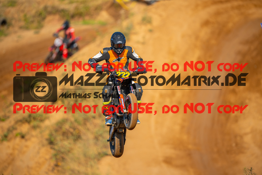 MaZZes-Fotomatrix-20260815-601595 | S2