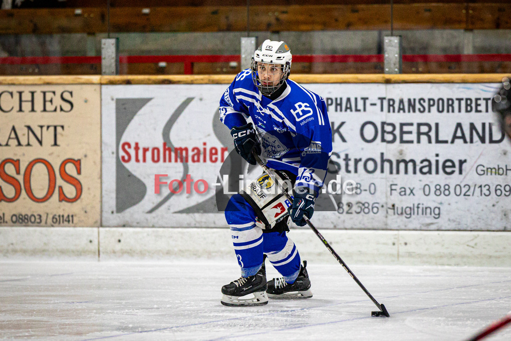 SC Forst NATURE BOYS gegen WANDERERS Germering | Eishockey Landesliaga Herren Gruppe A 2024/2025, SC Forst NATURE BOYS gegen WANDERERS Germering, 20241025,Julian KRAUS (Nature Boyz 73) in Aktion,2024-10-25 in Peißenberg (Eisstadion Peißenberg), Julian KRAUS (Nature Boyz 73)Copyright: WolfgangxLindner www.foto-lindner.de
